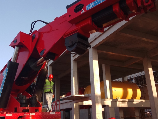 精密設(shè)備吊裝廠家告訴你完整的設(shè)備搬運(yùn)合同包含哪些內(nèi)容？