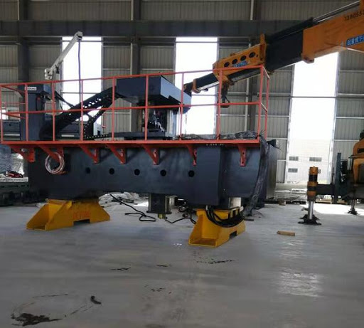 大型機械搬運在下雨天怎么怎么操作